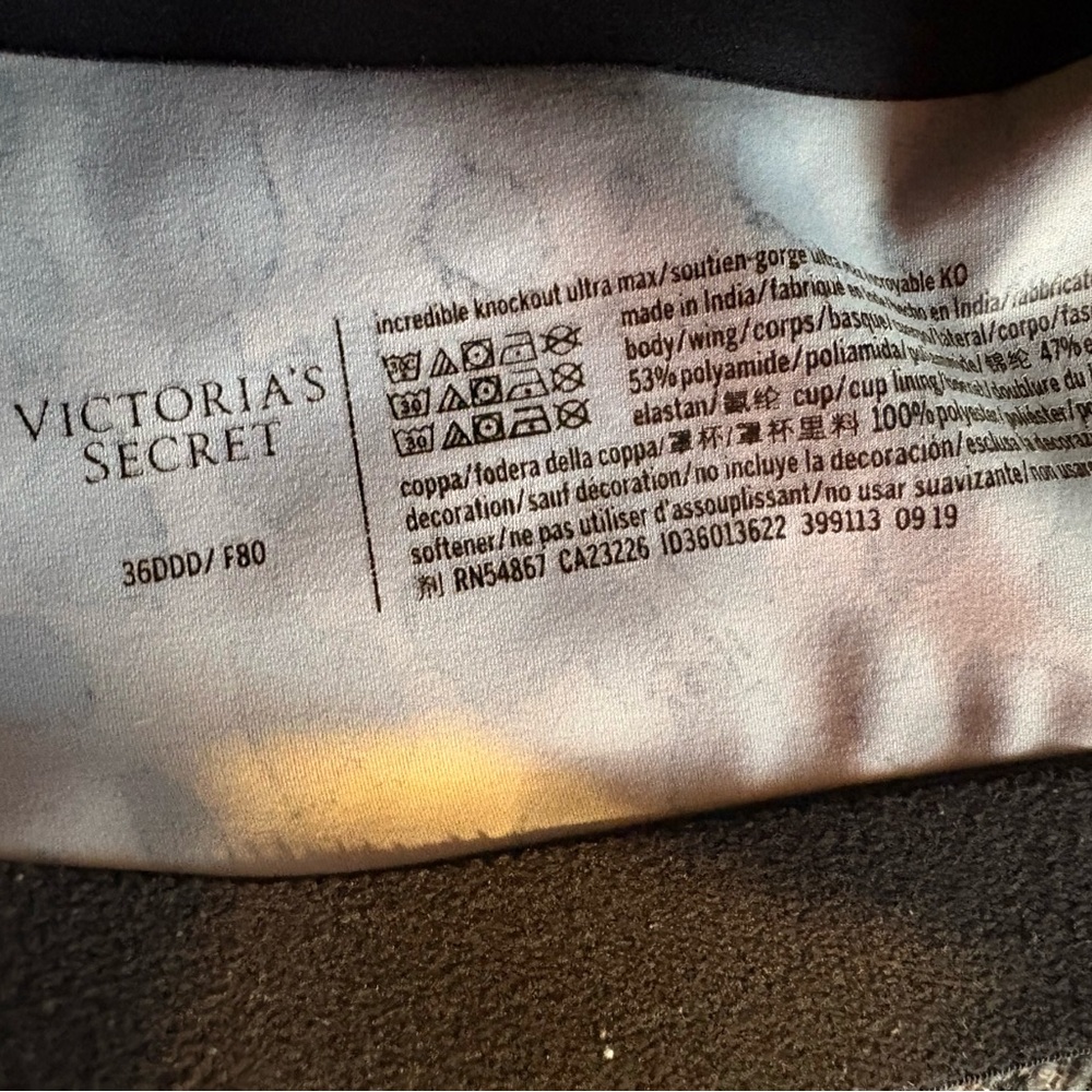 Victoria's Secret 36DDD 2-Layer Sport Bras-set of 4-pink, white, black, leopard - Picture 5 of 16